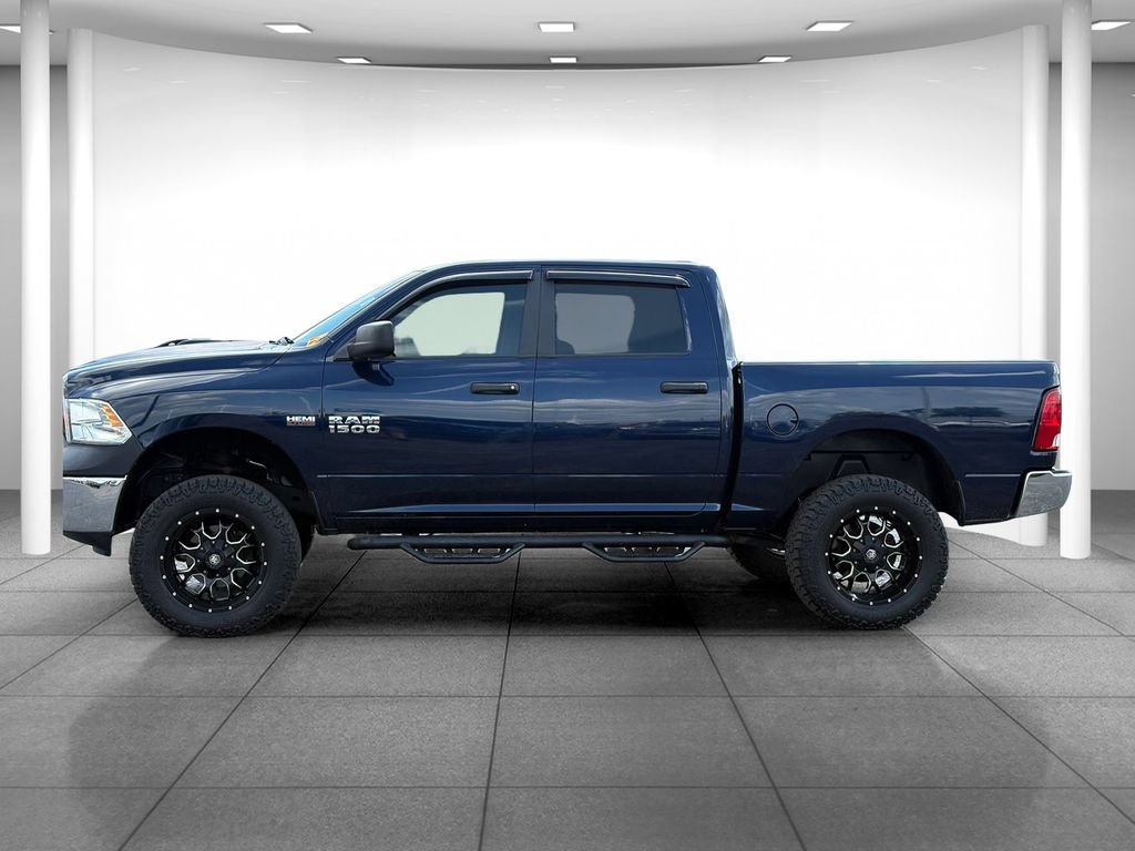 Used 2018 RAM 1500 Classic SLT AWD/4WD image 4