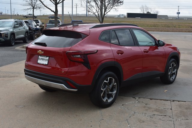 New 2026 Chevrolet Trax LT w/ Sunroof Package image 5