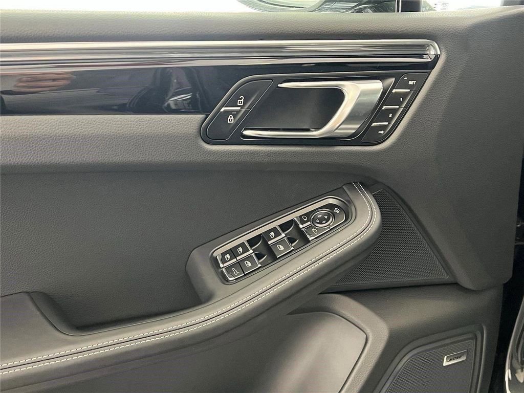 New 2026 Porsche Macan S AWD/4WD image 14