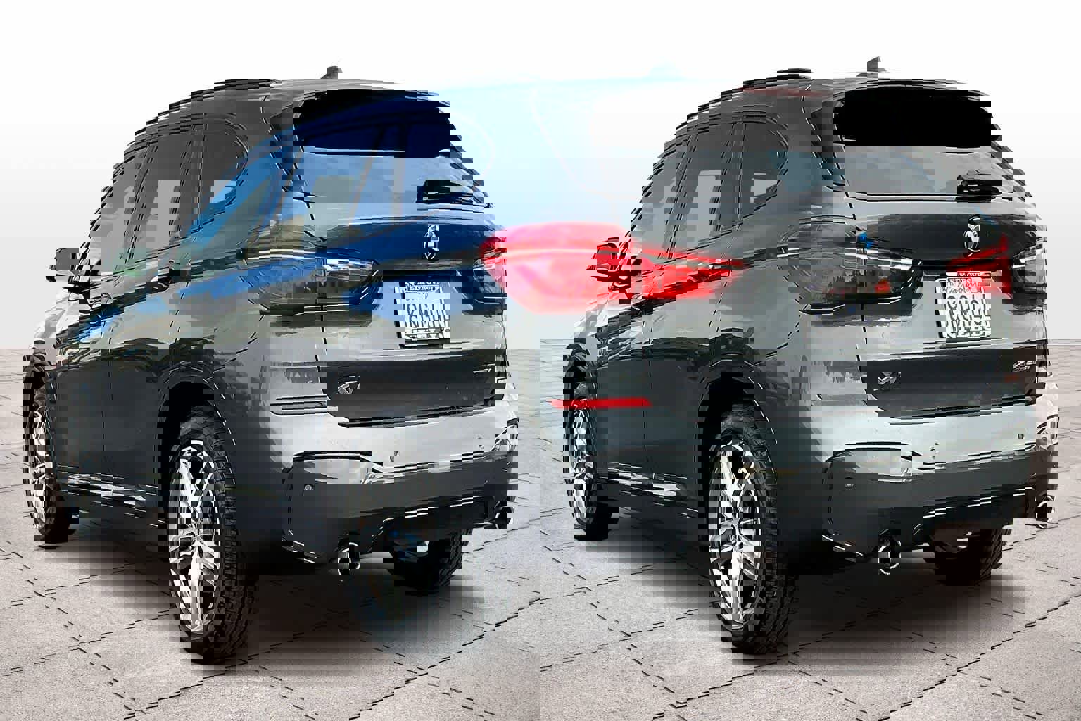 Used 2019 BMW X1 xDrive28i w/ M Sport Package image 15