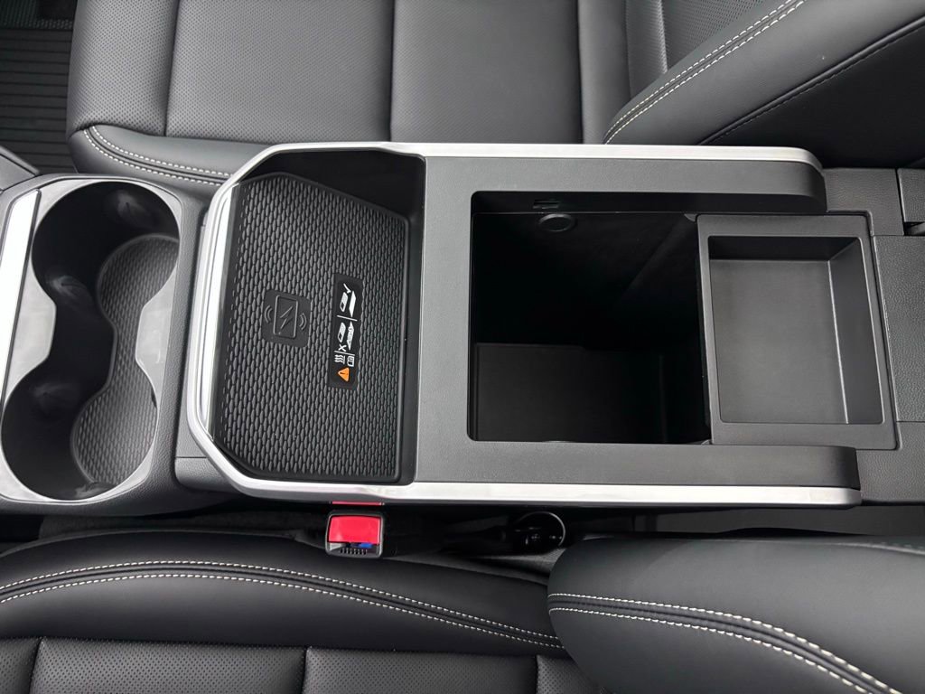 New 2026 GMC Terrain Elevation w/ Elevation Premium Package image 31