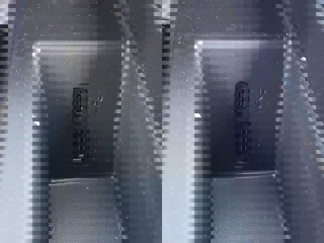 New 2025 GMC Acadia Elevation image 30