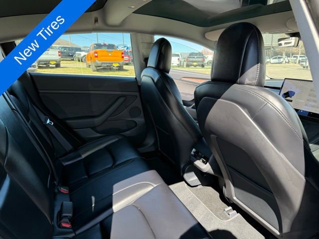 Used 2022 Tesla Model 3 Long Range image 32
