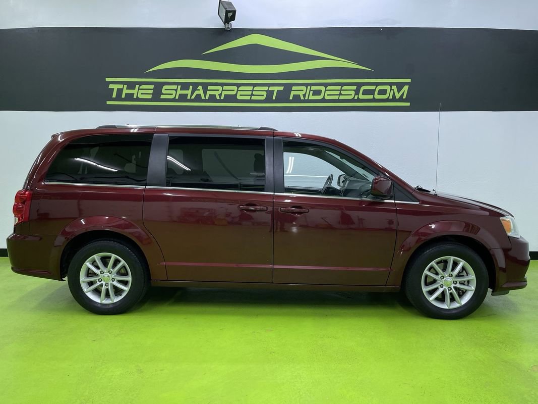 Used 2018 Dodge Grand Caravan SXT image 11