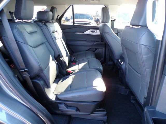 New 2026 Ford Explorer Active w/ Active Comfort Package image 12