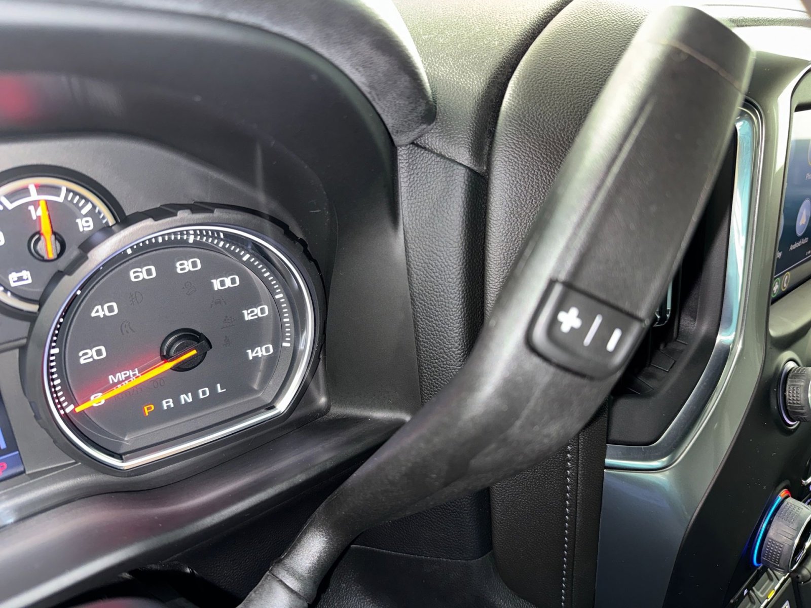 Used 2022 Chevrolet Silverado 1500 LT AWD/4WD image 21