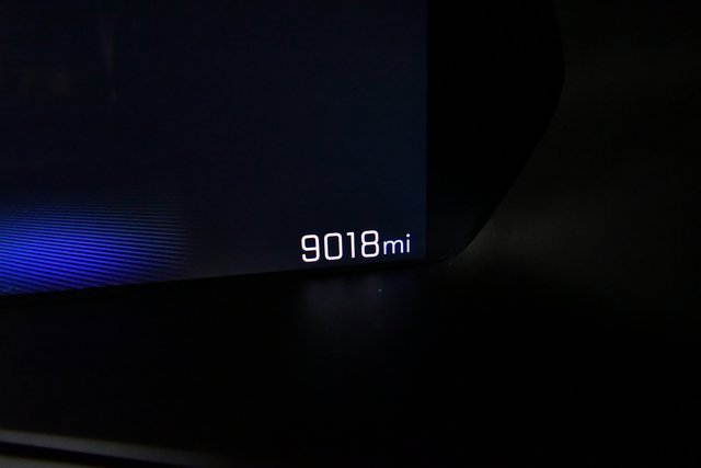 Used 2024 Chevrolet Colorado Z71 w/ Z71 Convenience Package 2 image 26