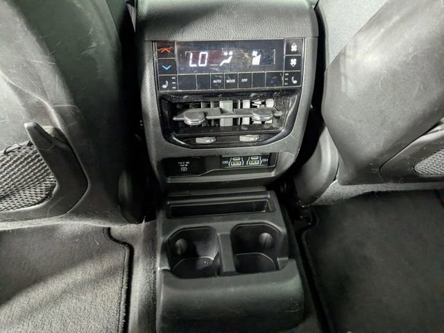 Certified 2024 Jeep Grand Cherokee L Limited w/ Luxury Tech Group II AWD/4WD image 30
