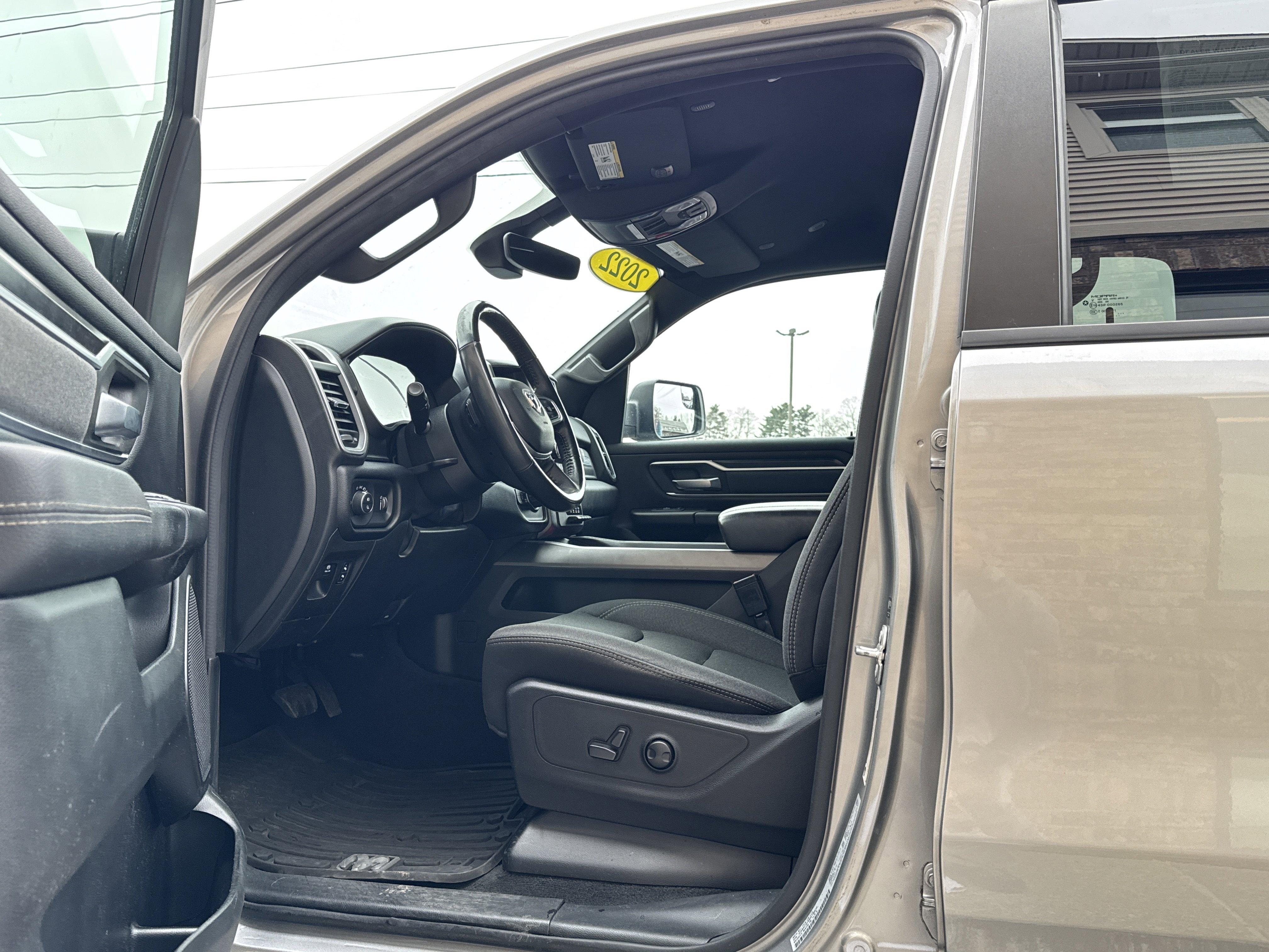 Used 2022 RAM 1500 Big Horn image 9