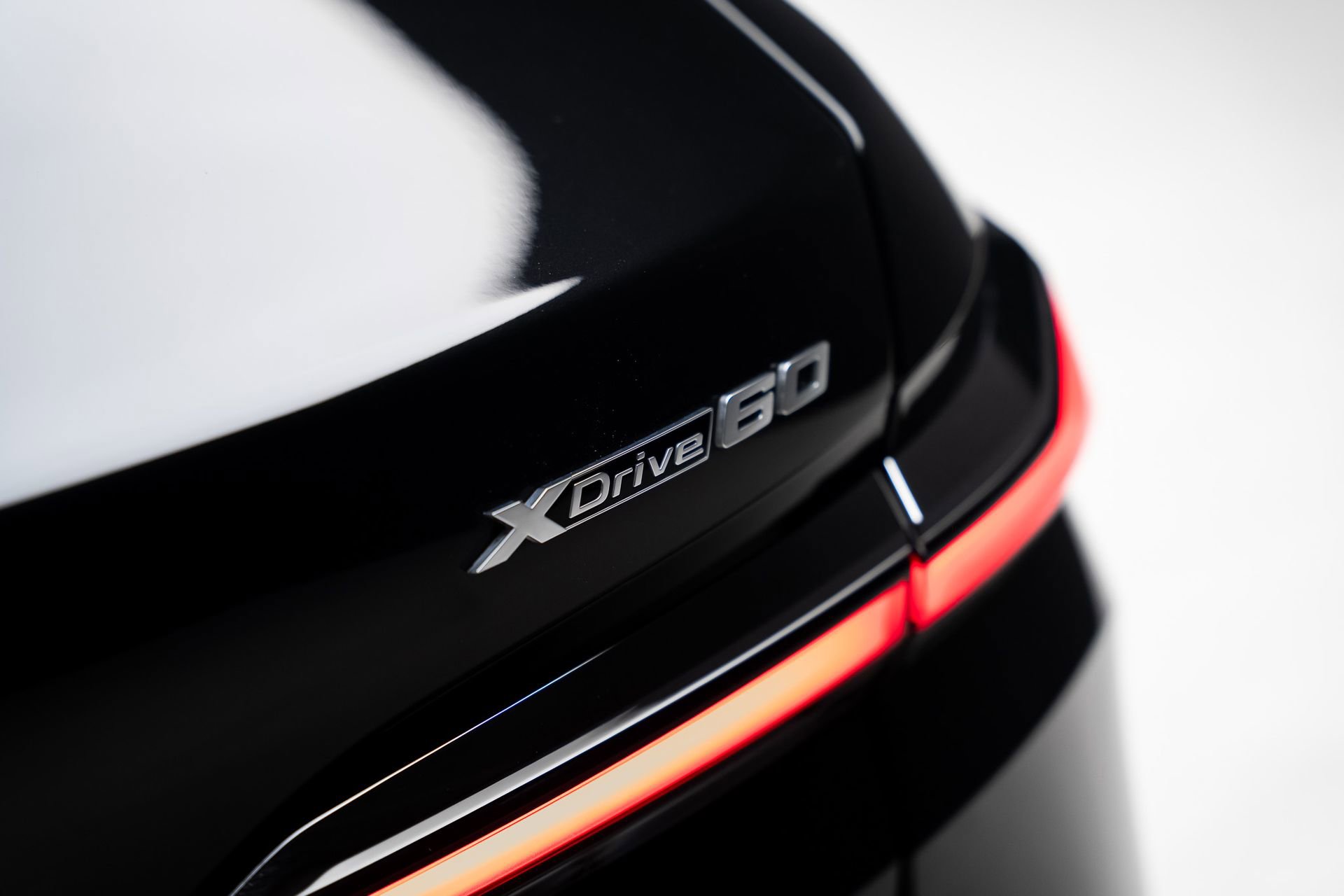 Used 2024 BMW i7 xDrive60 w/ Executive Package image 33