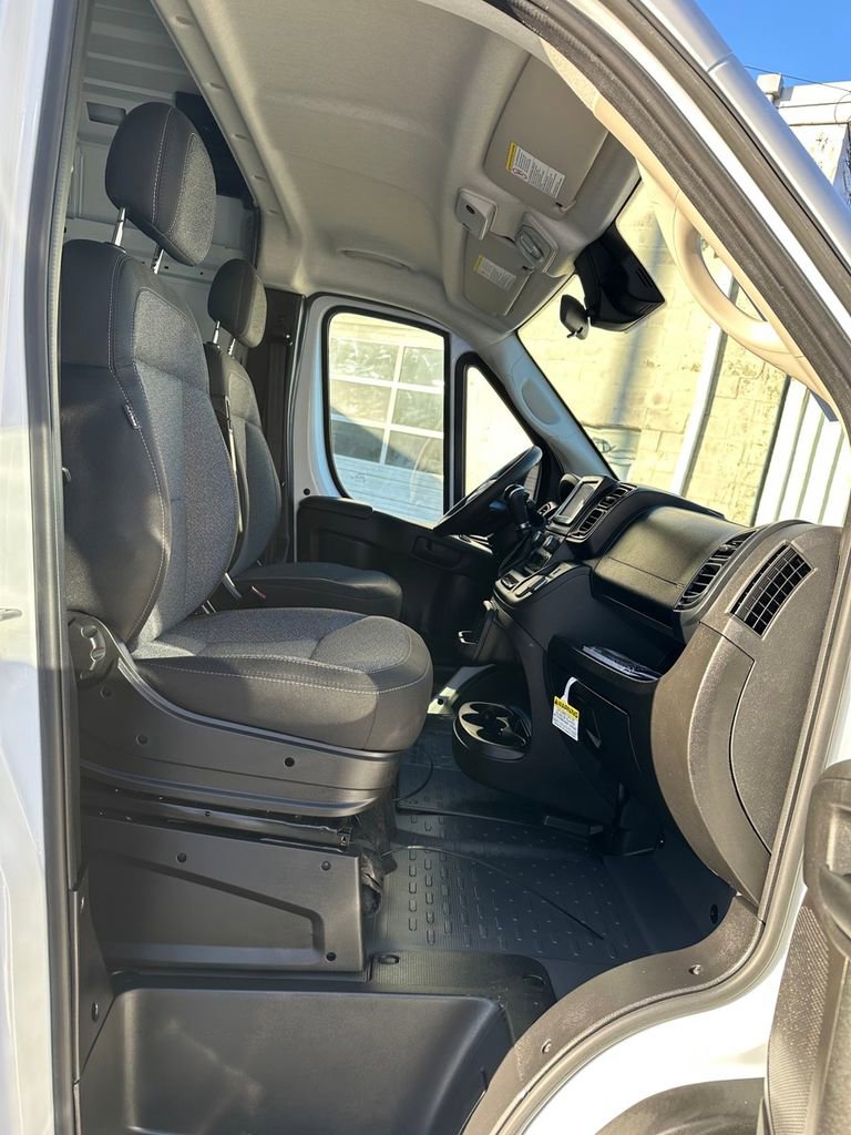 Used 2023 RAM ProMaster 2500 image 29