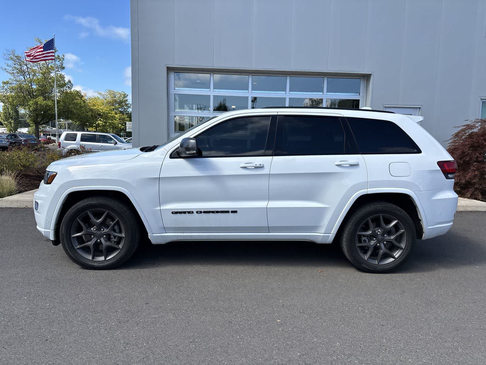 Used 2021 Jeep Grand Cherokee Limited w/ Quick Order Package 28K 80th AWD/4WD image 2