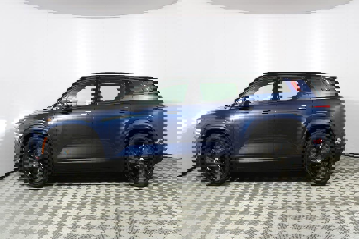 Used 2023 Fisker Ocean Extreme image 41