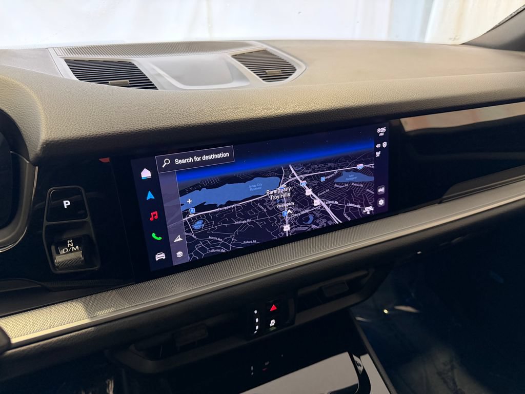 Certified 2024 Porsche Cayenne AWD/4WD image 23