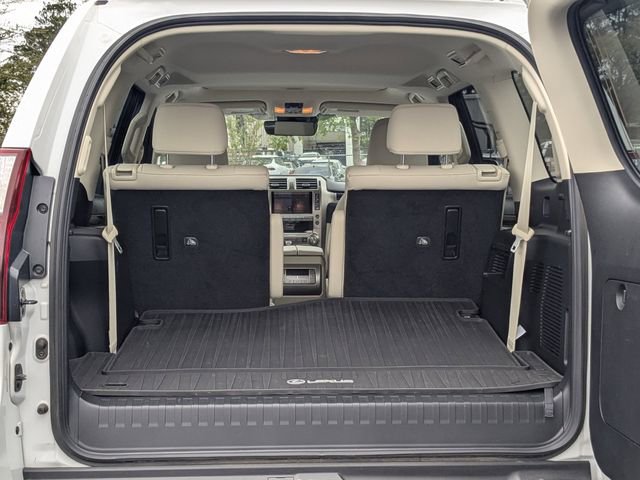 Used 2021 Lexus GX 460 Premium w/ Accessory Package image 14