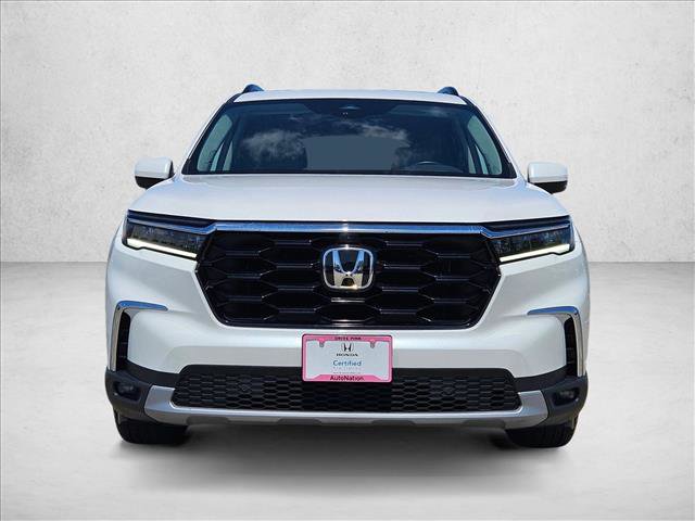 Used 2025 Honda Pilot Elite image 2