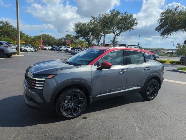 New 2026 Nissan Kicks SR w/ Cold Weather Package FWD image 13