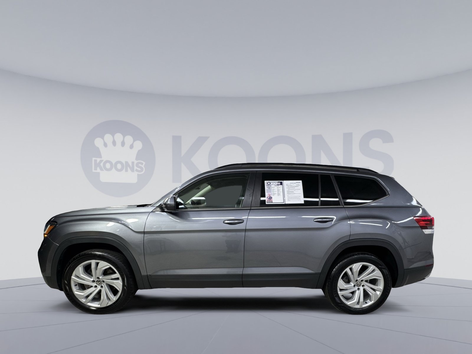 Used 2022 Volkswagen Atlas SE w/ Panoramic Sunroof Package AWD/4WD image 17