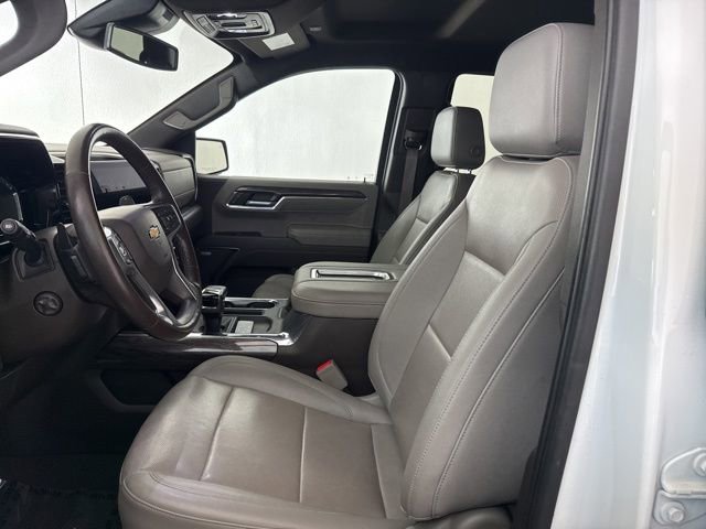 Used 2022 Chevrolet Silverado 1500 LTZ w/ LTZ Convenience Package II image 24