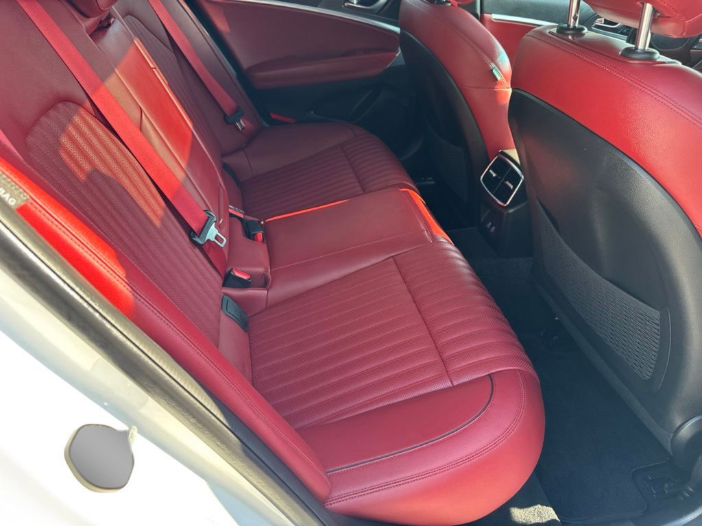 Used 2025 Genesis G70 2.5T w/ Sport Prestige Package RWD image 29