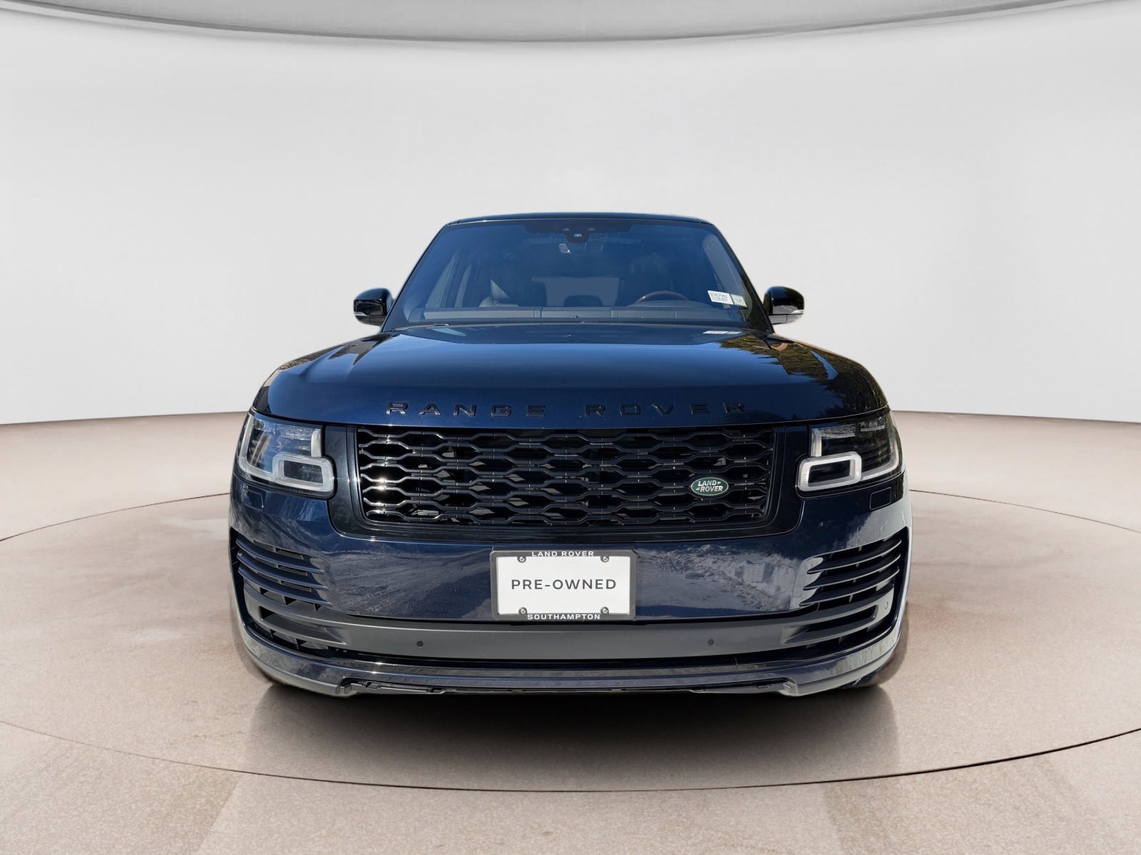 Used 2022 Land Rover Range Rover Westminster Edition image 10