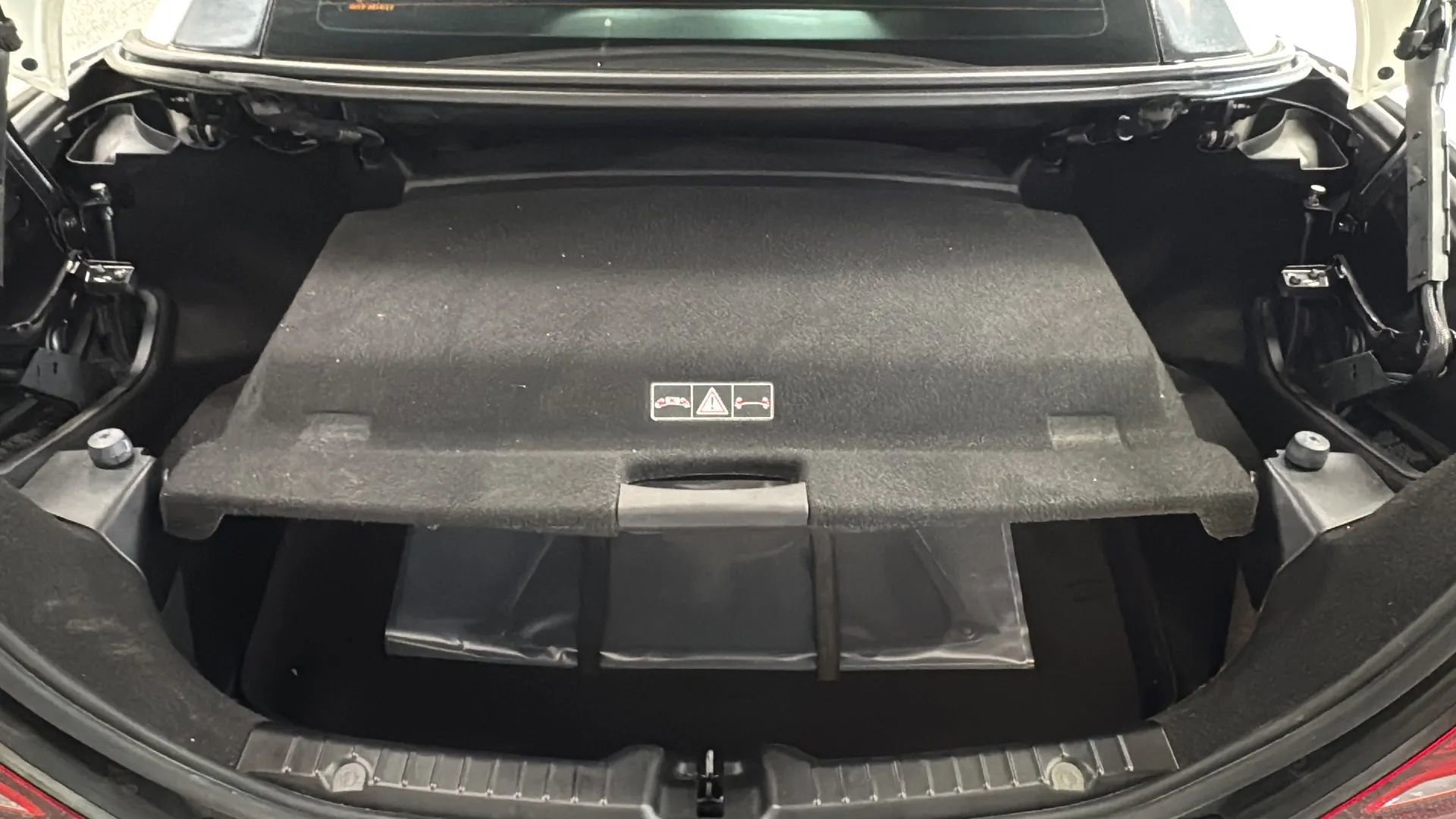 Used 2020 Mercedes-Benz SLC 300 image 46