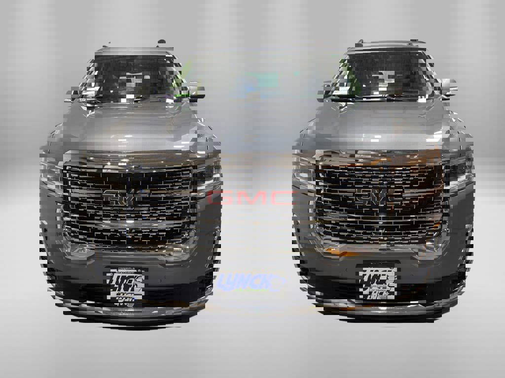 Used 2022 GMC Acadia Denali w/ GMC Pro Grade Package AWD/4WD image 8