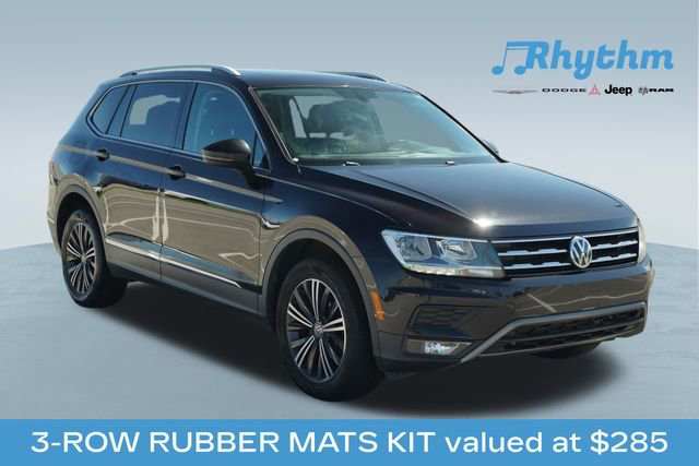 Used 2018 Volkswagen Tiguan SEL image 1