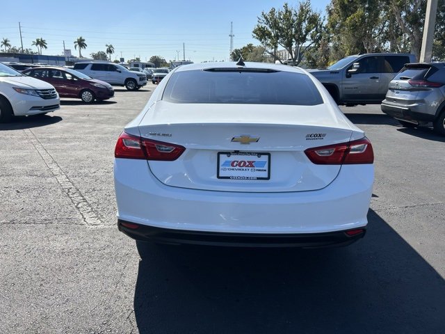 Used 2023 Chevrolet Malibu LS image 5