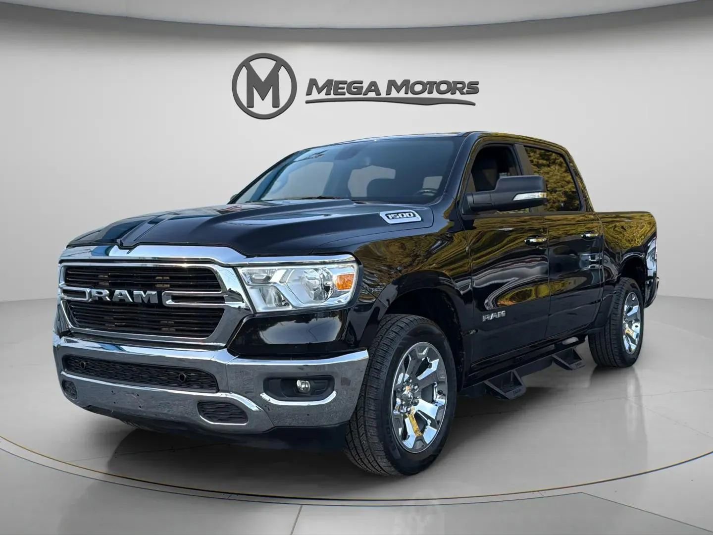 Used 2019 RAM 1500 Big Horn image 1