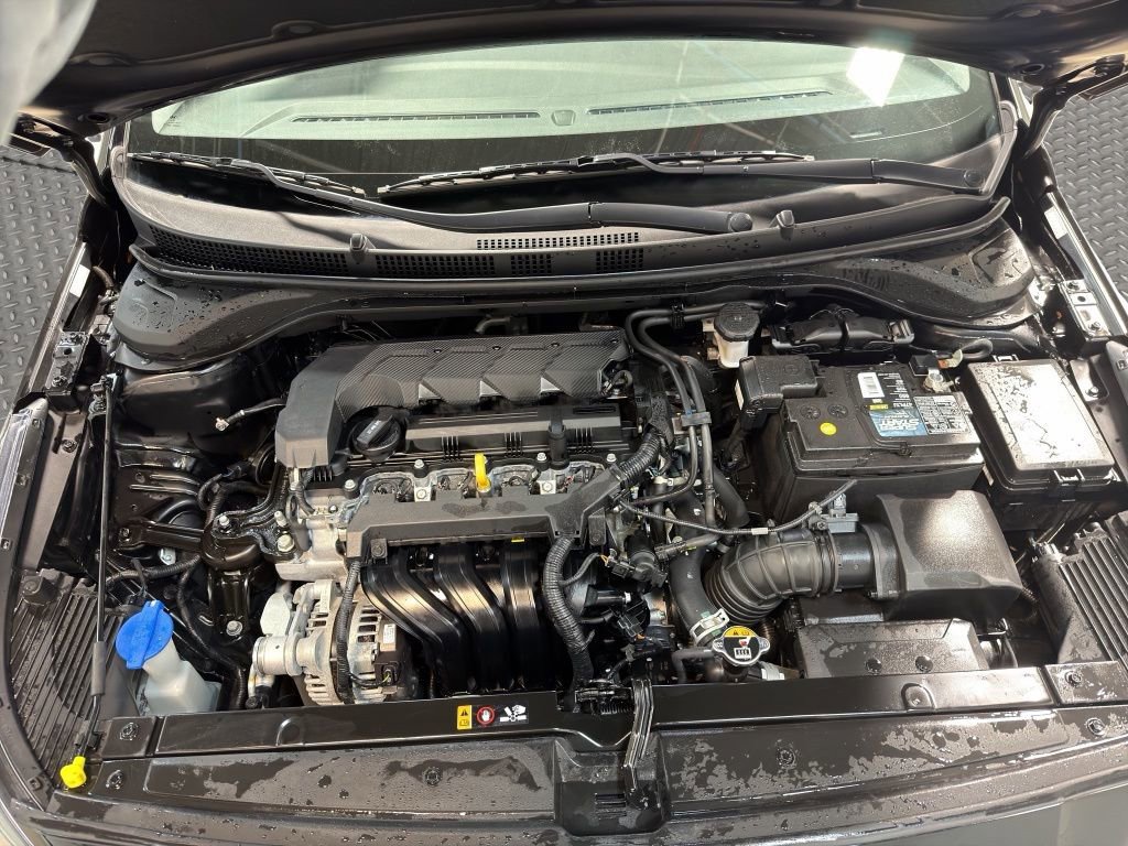 Used 2020 Hyundai Accent SE image 22