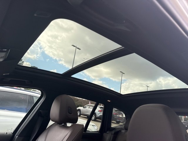 Used 2022 BMW X3 xDrive30i w/ M Sport Package 2 image 9