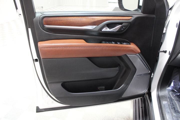 Used 2024 GMC Yukon Denali Ultimate AWD/4WD image 20