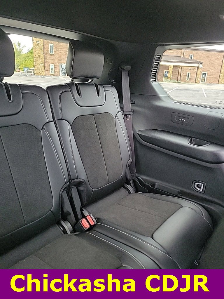 New 2025 Jeep Grand Cherokee L Altitude image 14