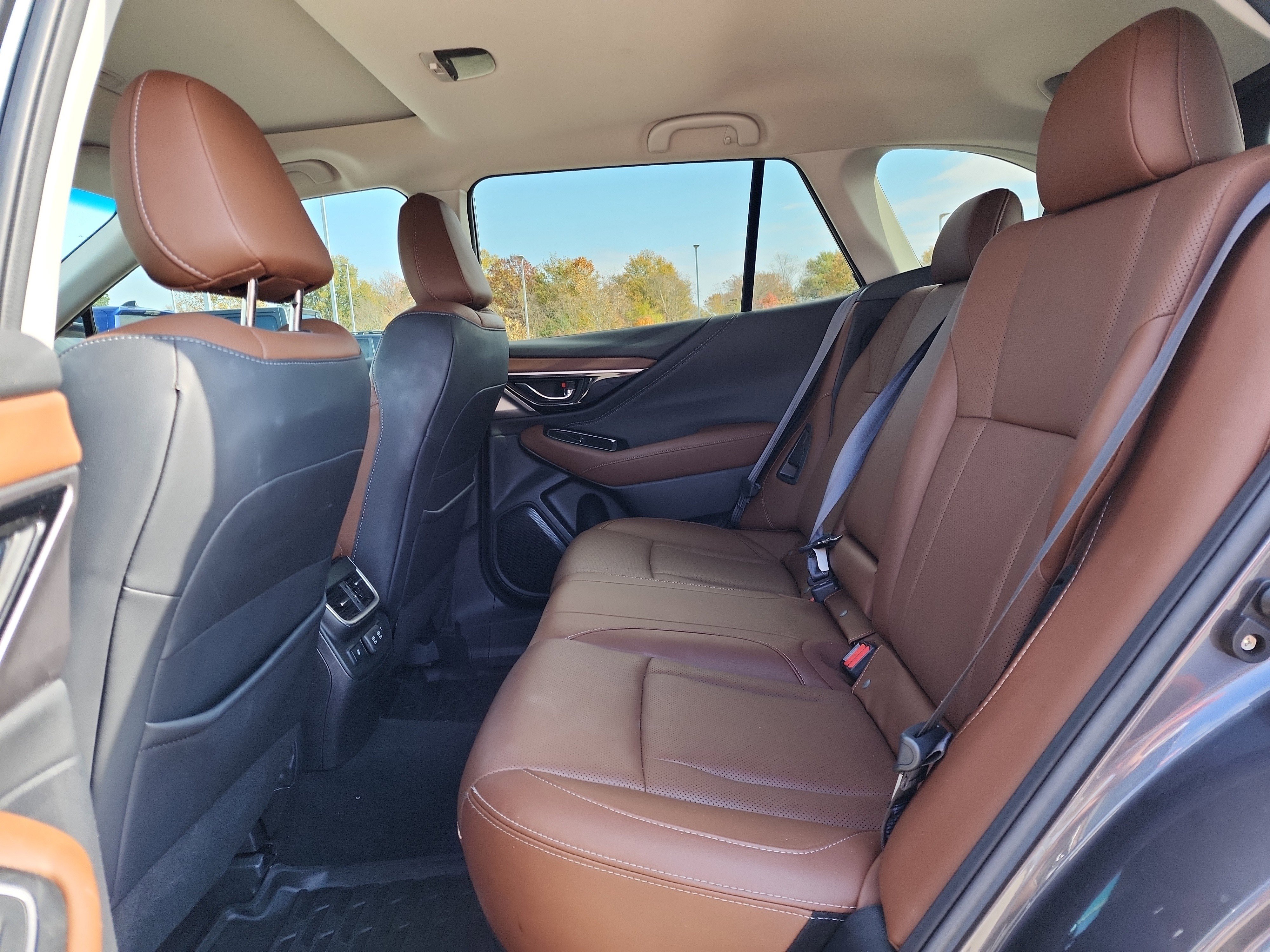 Used 2021 Subaru Outback Touring XT image 11