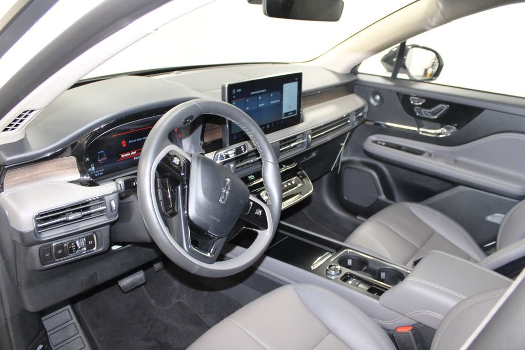 New 2026 Lincoln Corsair Reserve image 23