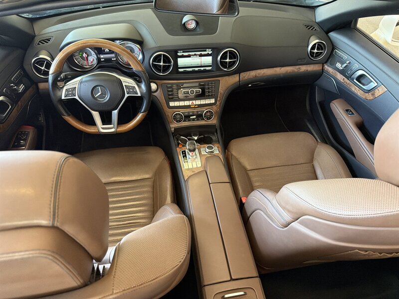 Used 2015 Mercedes-Benz SL 400 w/ Premium I Package image 17
