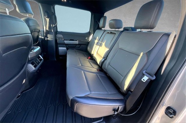 Used 2025 Ford F150 Lariat w/ FX4 Off-Road Package image 23