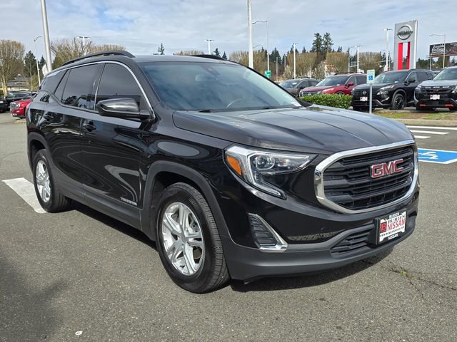 Used 2020 GMC Terrain SLE w/ Driver Convenience Package image 9