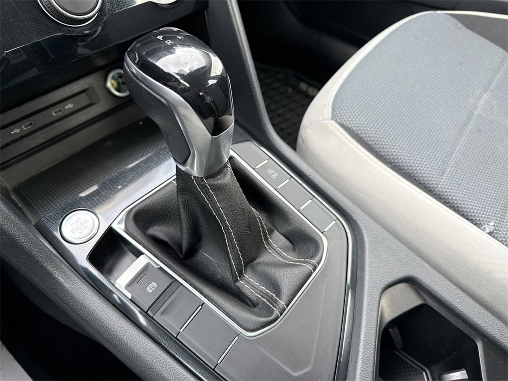 Used 2025 Volkswagen Taos S image 19