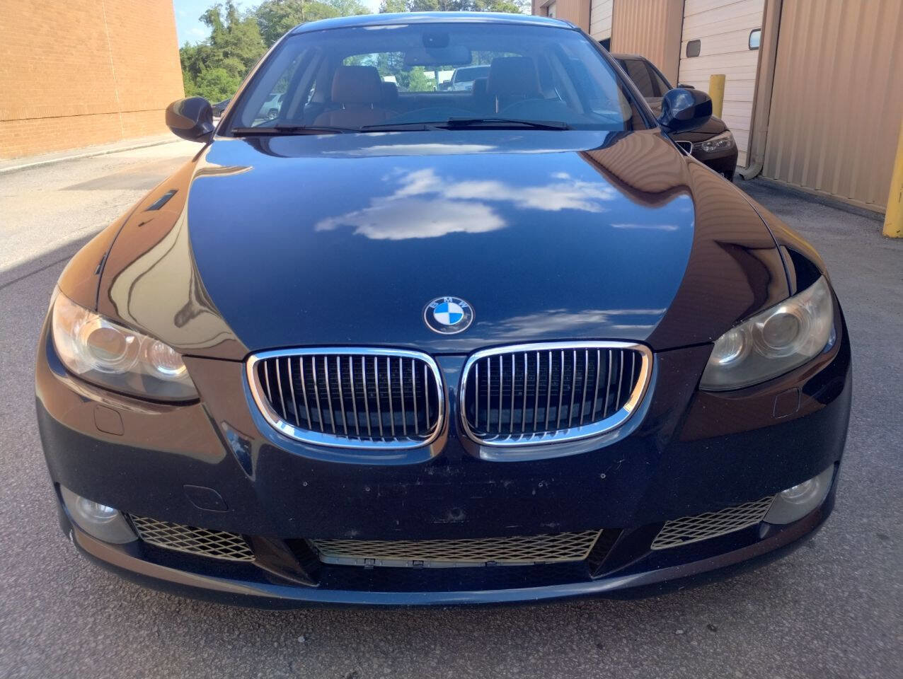 Used 2010 BMW 335i xDrive Coupe w/ Premium Pkg image 2