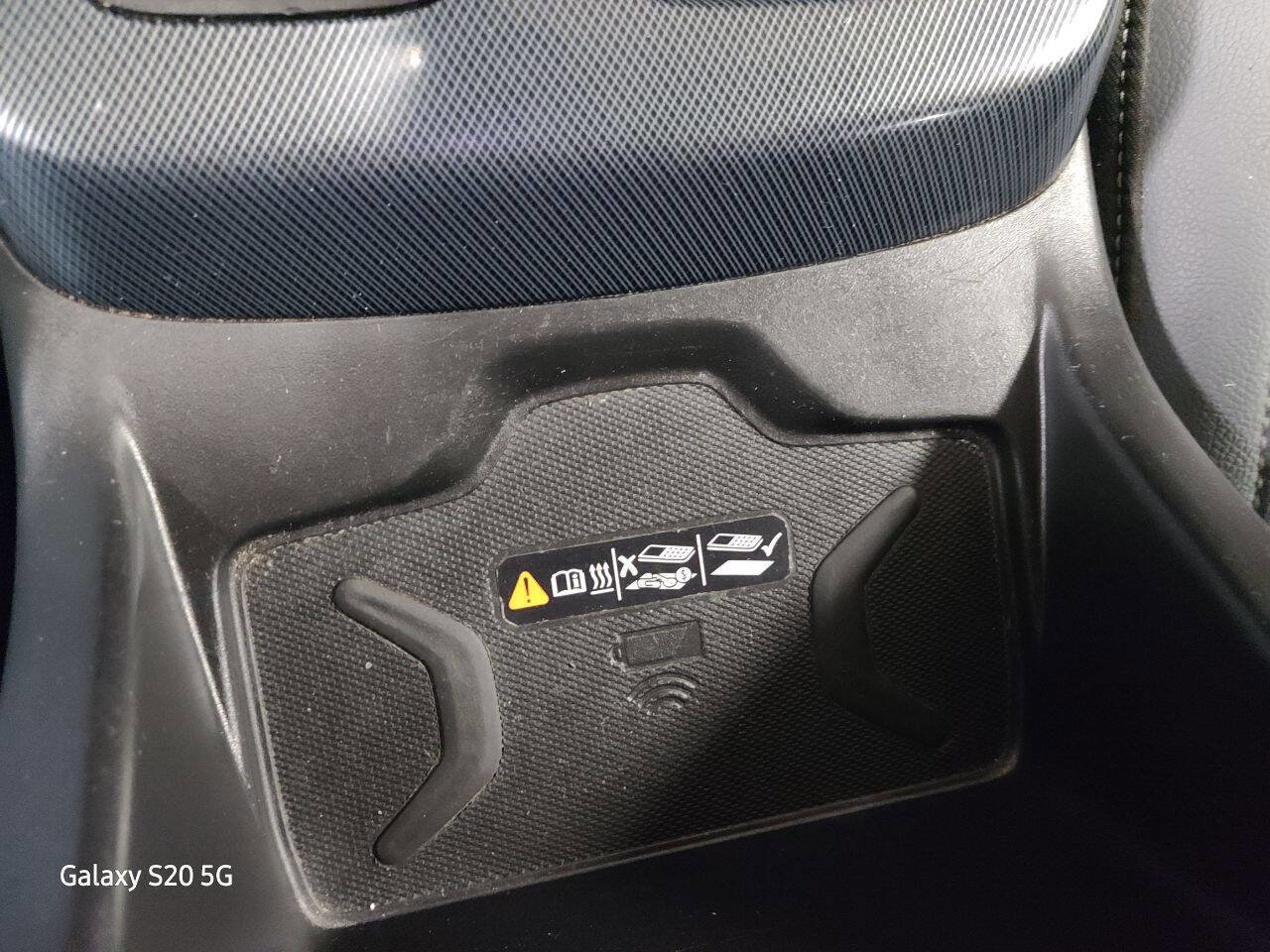 Used 2020 Chevrolet Colorado Z71 image 37