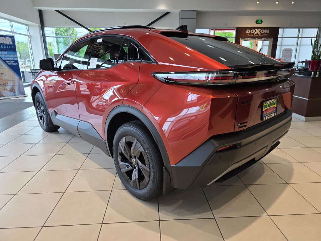 New 2026 Toyota C-HR AWD/4WD image 8