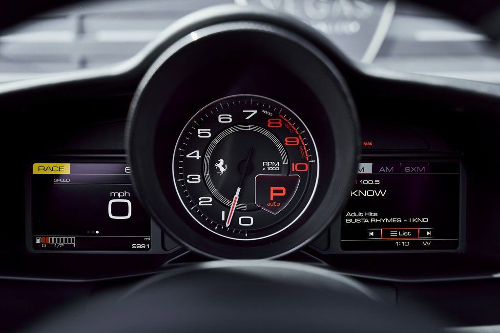 Used 2018 Ferrari 488 Spider image 59