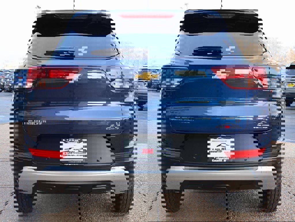 Used 2022 Chevrolet TrailBlazer LT w/ Driver Confidence Package image 5