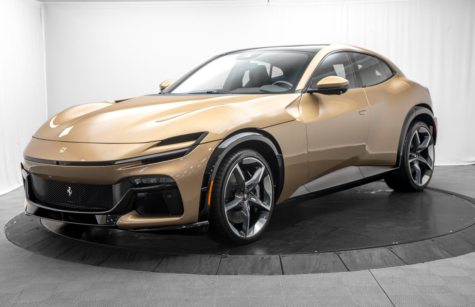 Used 2025 Ferrari Purosangue AWD/4WD image 3