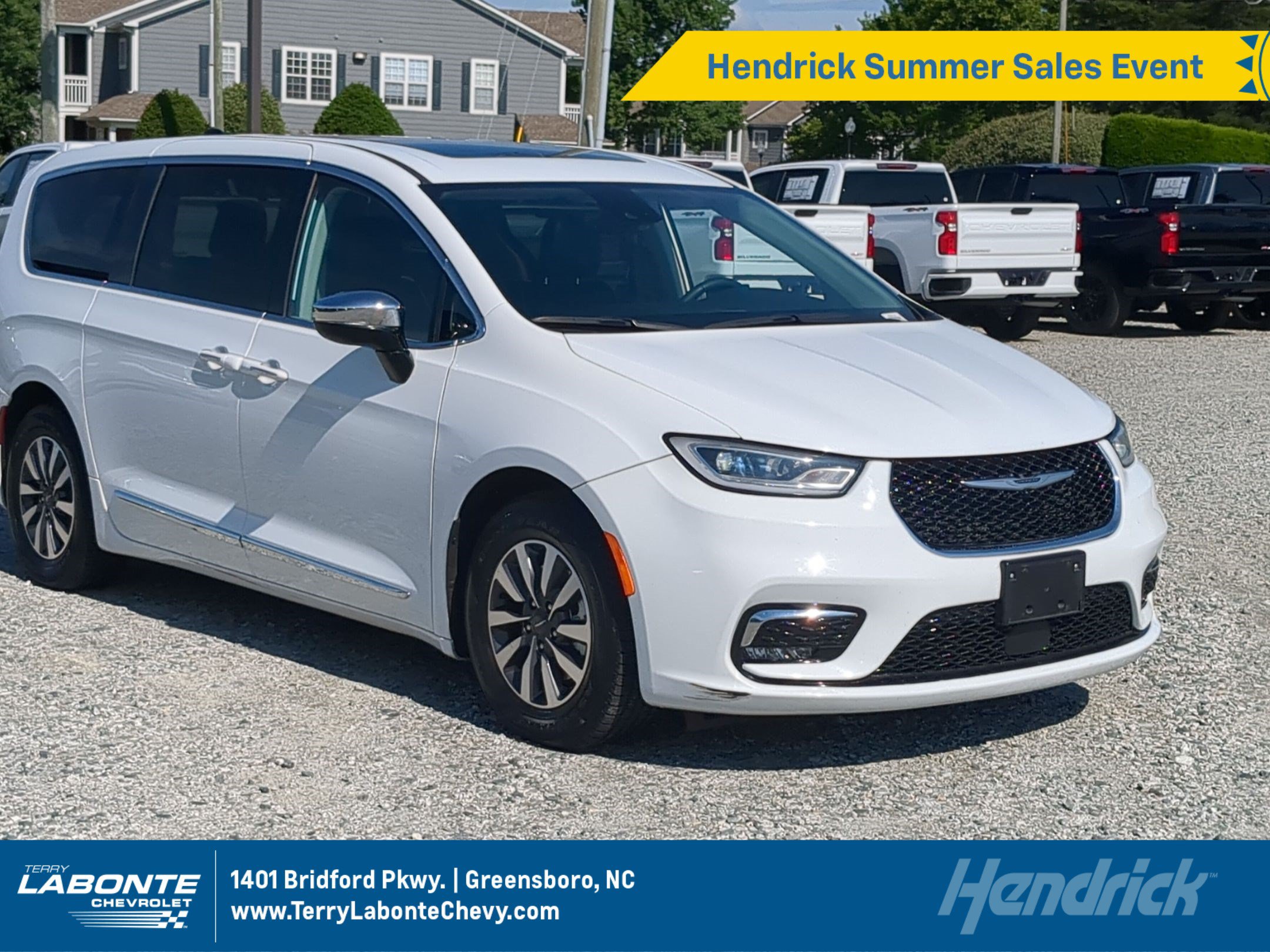 Used 2023 Chrysler Pacifica Limited
