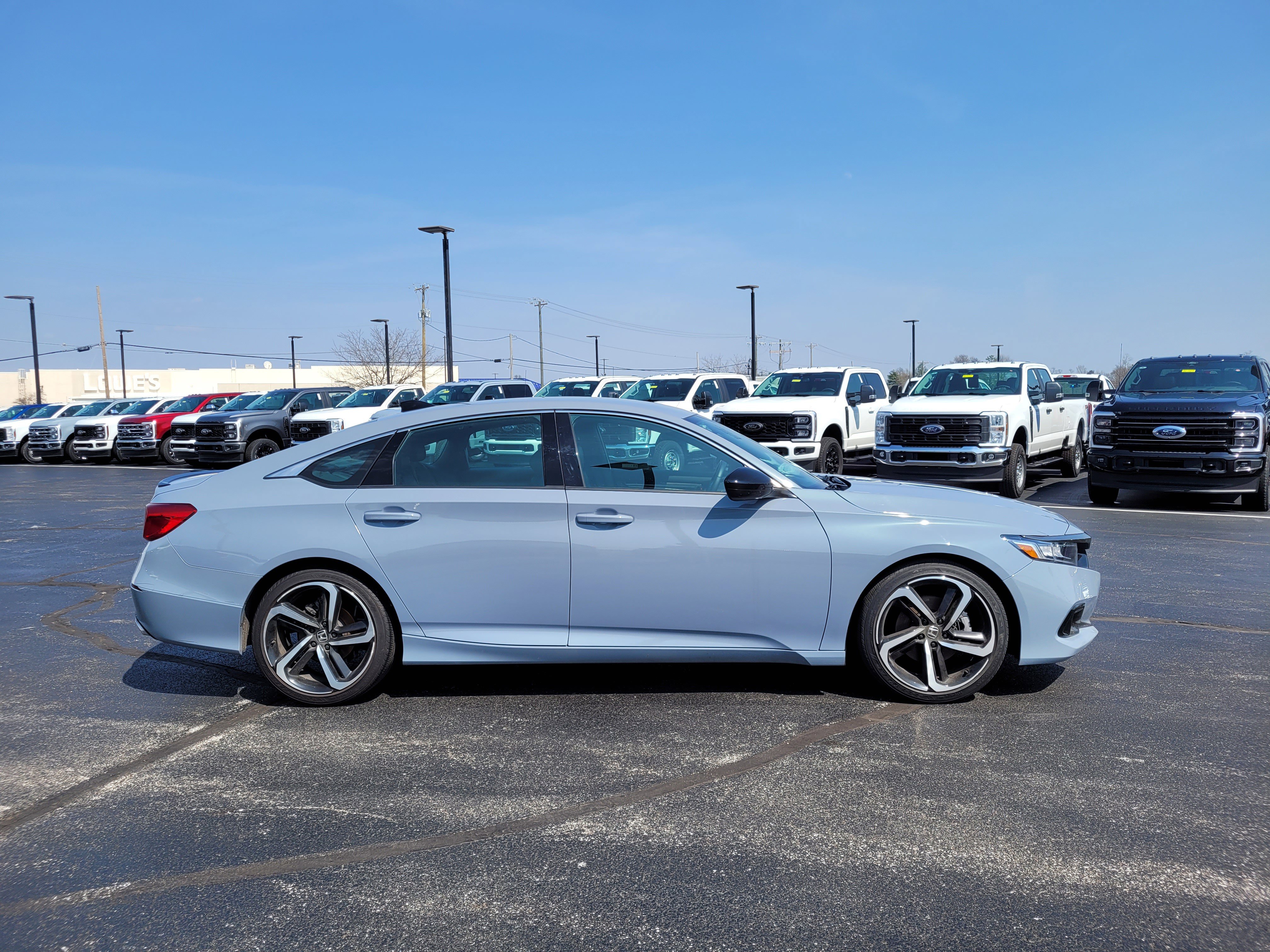 Used 2022 Honda Accord Sport image 2