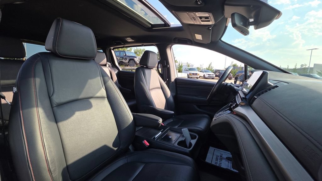 Certified 2025 Honda Odyssey Sport-L image 12