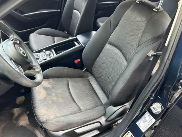 Used 2017 MAZDA MAZDA3 Sport FWD image 9